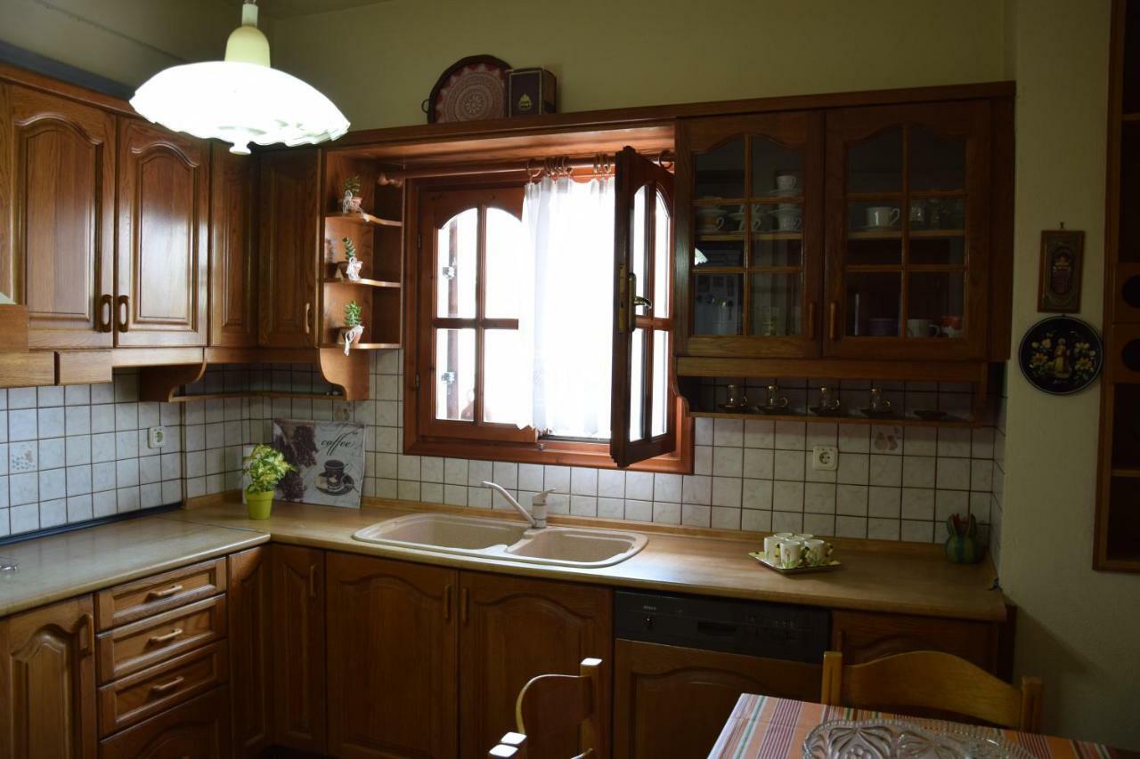 Apartmán Lena'S & Zoe'S Néa Péramos Exteriér fotografie
